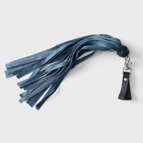 Dragontailz Finger Flogger blue